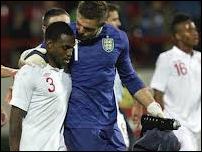 ����� ����